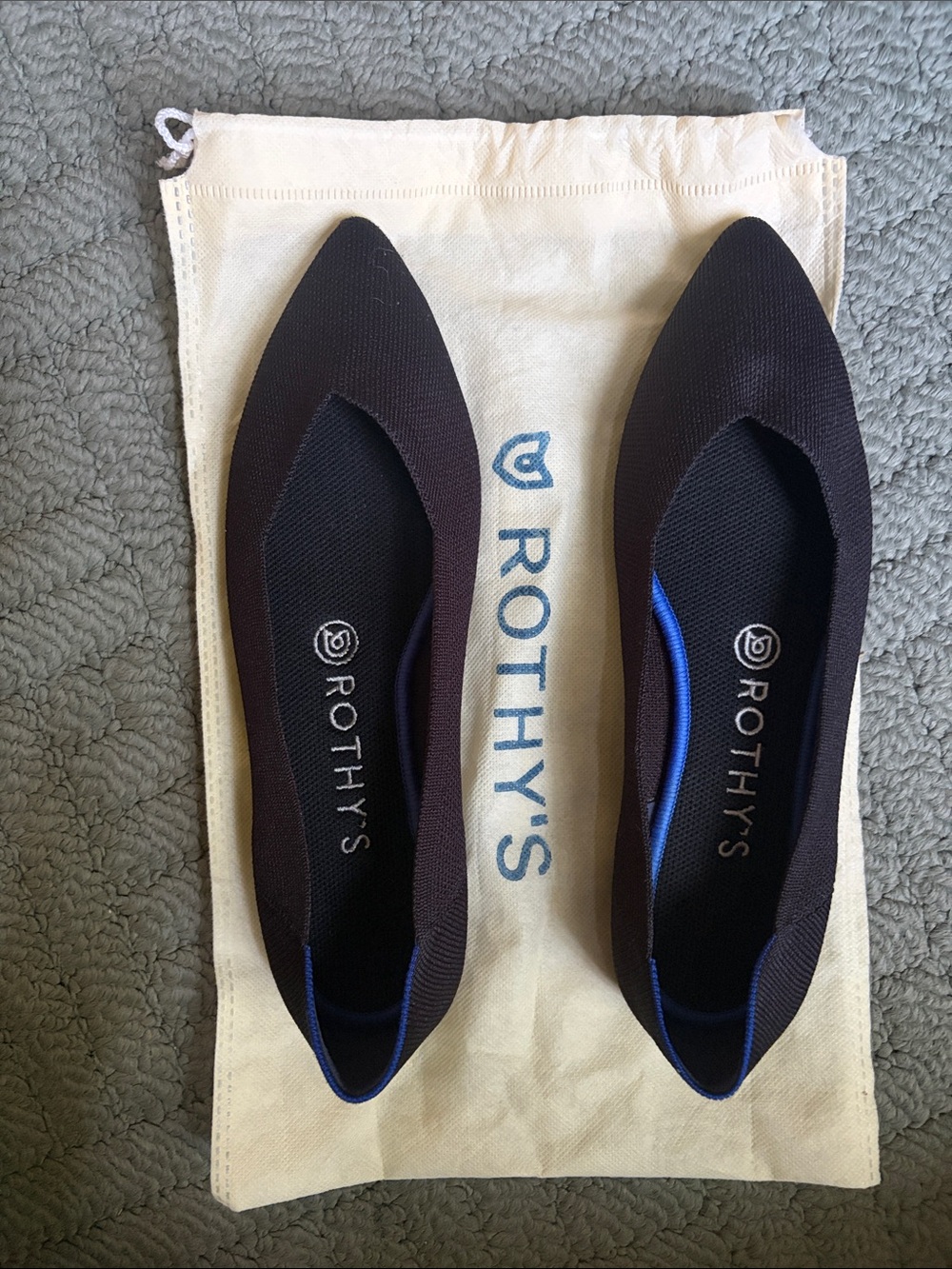 Rothy's Black Pointed Knit Flats with Blue Trim NWT with dust bag